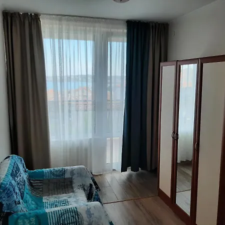 самостоятелни елинор