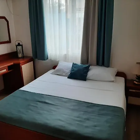 самостоятелни елинор Casa de hóspedes