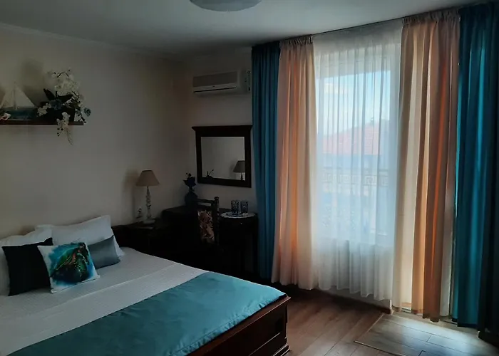 самостоятелни елинор 3* Созопол